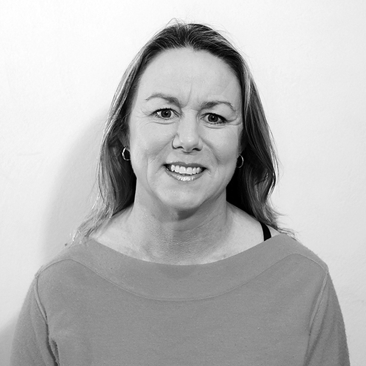 Dr Karen Farrell, chiropractor